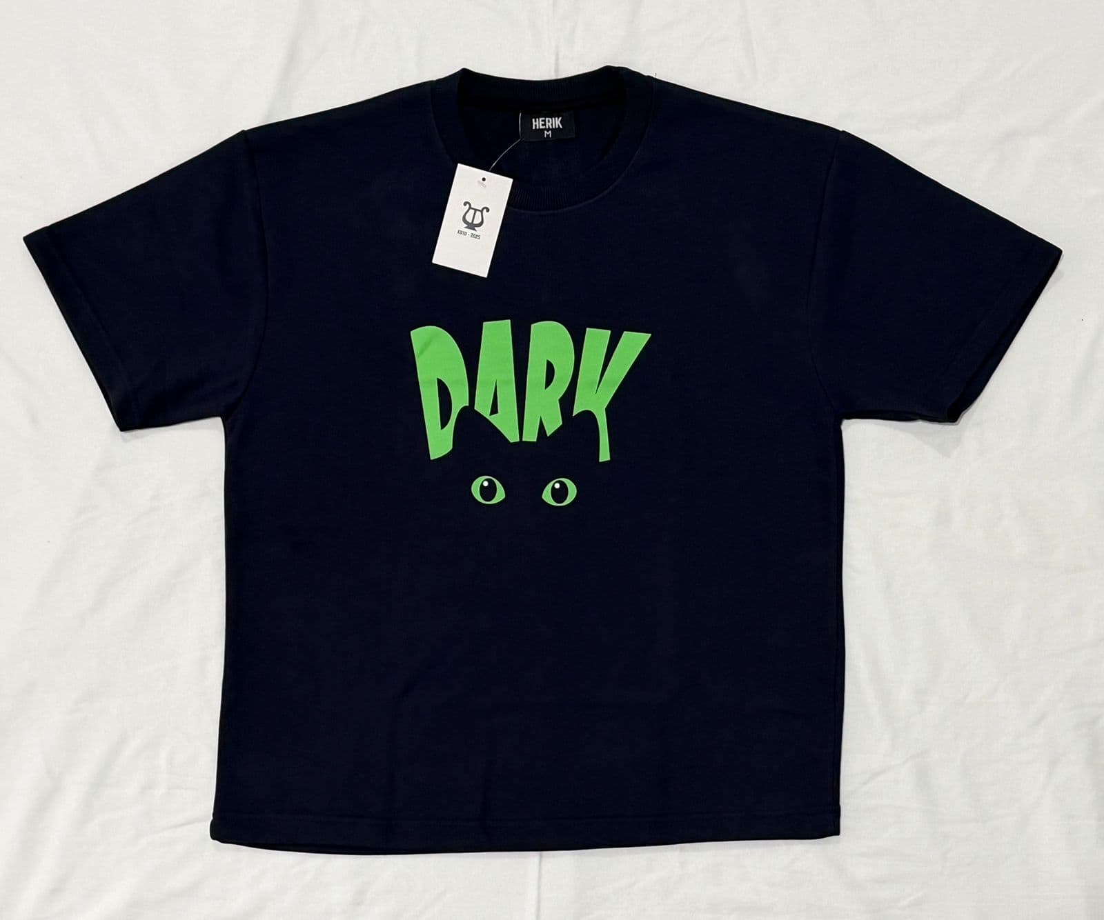 Navy tee DARK cat graphic green print